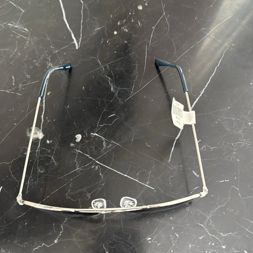 NWT Gymboree Stylish Silver Aviator Sunglasses Size 4 and Up